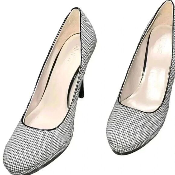 NINE & co. beautiful black & white pumps. - Picture 7 of 8